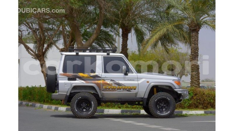 Big with watermark toyota land cruiser grande comore import dubai 1688