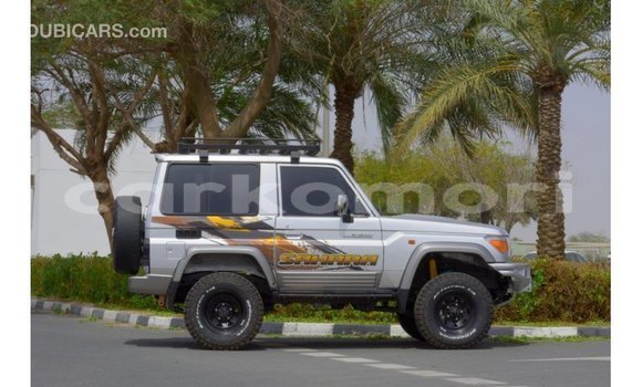 Acheter Import Voiture Toyota Land Cruiser Autre à Import - Dubai, Grande Comore Acheter Import Voiture Toyota Land Cruiser Autre à Import - Dubai, Grande Comore