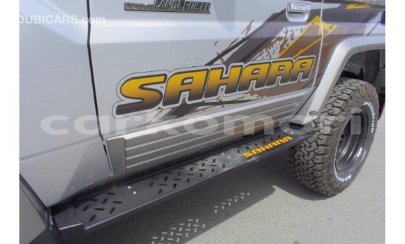 Acheter Import Voiture Toyota Land Cruiser Autre à Import - Dubai, Grande Comore Acheter Import Voiture Toyota Land Cruiser Autre à Import - Dubai, Grande Comore