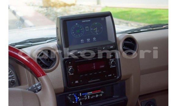 Acheter Import Voiture Toyota Land Cruiser Autre à Import - Dubai, Grande Comore Acheter Import Voiture Toyota Land Cruiser Autre à Import - Dubai, Grande Comore