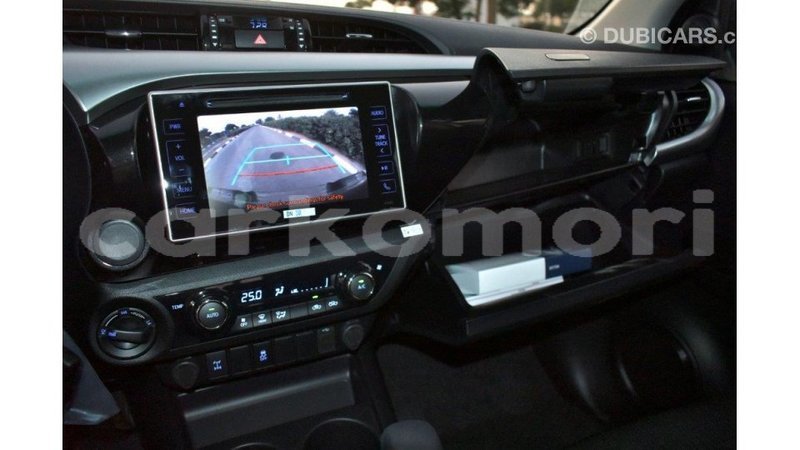 Big with watermark toyota hilux grande comore import dubai 1689