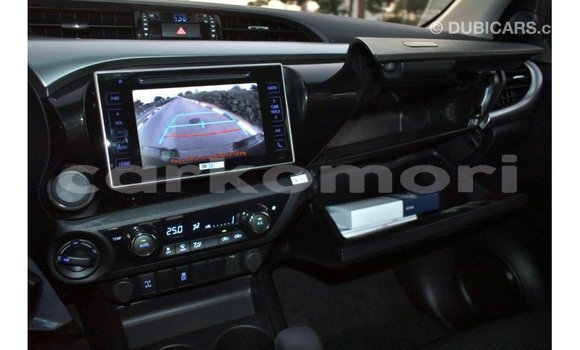 Acheter Import Voiture Toyota Hilux Autre à Import - Dubai, Grande Comore Acheter Import Voiture Toyota Hilux Autre à Import - Dubai, Grande Comore