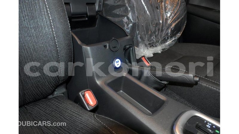 Big with watermark toyota hilux grande comore import dubai 1689