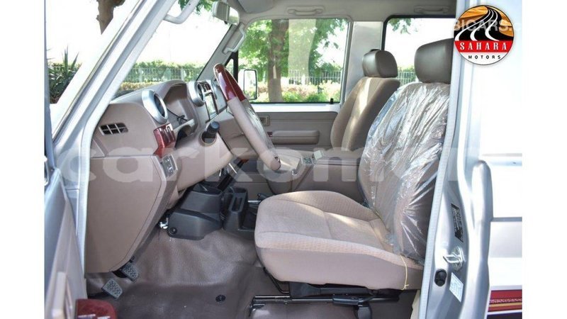 Big with watermark toyota land cruiser grande comore import dubai 1698