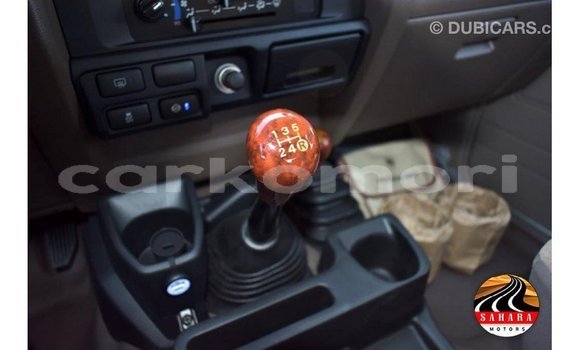 Acheter Import Voiture Toyota Land Cruiser Autre à Import - Dubai, Grande Comore Acheter Import Voiture Toyota Land Cruiser Autre à Import - Dubai, Grande Comore