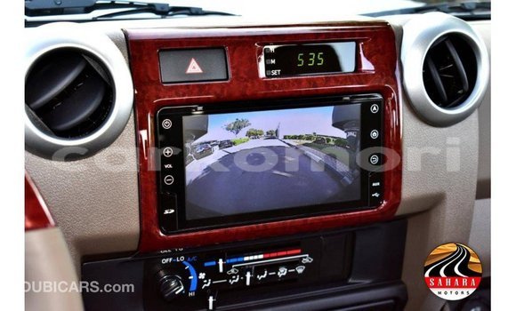 Acheter Import Voiture Toyota Land Cruiser Autre à Import - Dubai, Grande Comore Acheter Import Voiture Toyota Land Cruiser Autre à Import - Dubai, Grande Comore