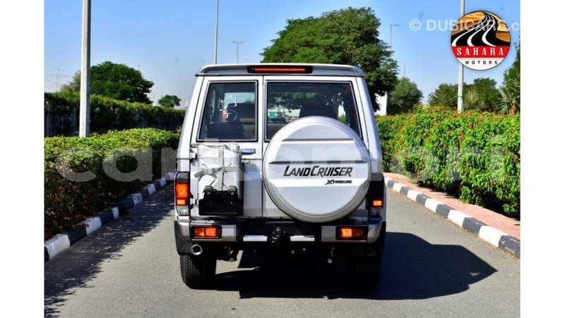 Big with watermark toyota land cruiser grande comore import dubai 1698