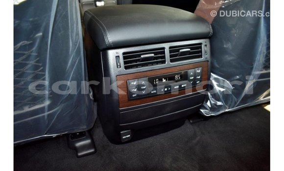 Acheter Import Voiture Toyota Land Cruiser Autre à Import - Dubai, Grande Comore Acheter Import Voiture Toyota Land Cruiser Autre à Import - Dubai, Grande Comore