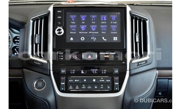 Acheter Import Voiture Toyota Land Cruiser Autre à Import - Dubai, Grande Comore Acheter Import Voiture Toyota Land Cruiser Autre à Import - Dubai, Grande Comore