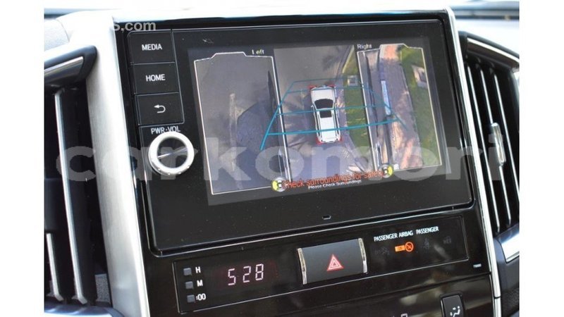 Big with watermark toyota land cruiser grande comore import dubai 1702