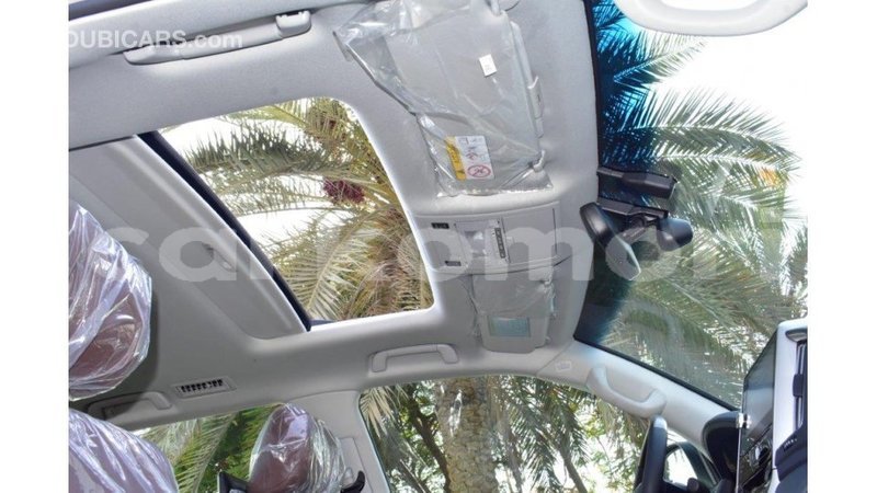 Big with watermark toyota land cruiser grande comore import dubai 1702