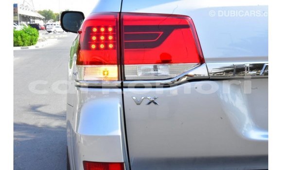 Acheter Import Voiture Toyota Land Cruiser Autre à Import - Dubai, Grande Comore Acheter Import Voiture Toyota Land Cruiser Autre à Import - Dubai, Grande Comore