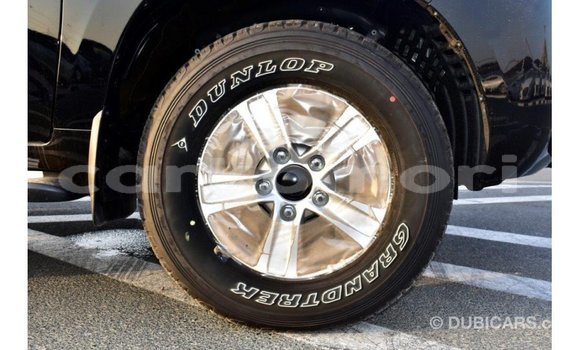 Acheter Import Voiture Toyota Land Cruiser Noir à Import - Dubai, Grande Comore Acheter Import Voiture Toyota Land Cruiser Noir à Import - Dubai, Grande Comore