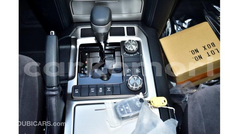 Big with watermark toyota land cruiser grande comore import dubai 1703