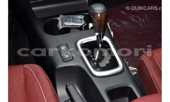 Acheter Import Voiture Toyota Hilux Noir à Import - Dubai, Grande Comore Acheter Import Voiture Toyota Hilux Noir à Import - Dubai, Grande Comore