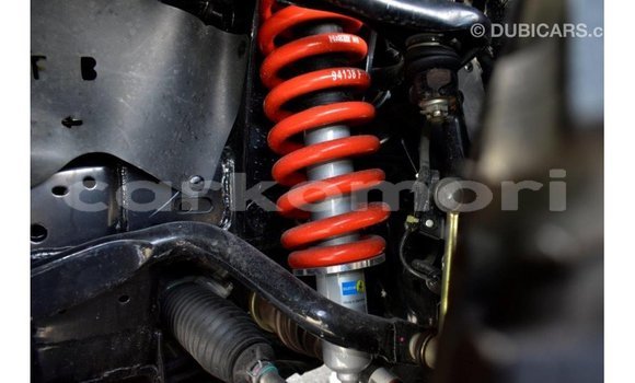 Acheter Import Voiture Toyota Hilux Noir à Import - Dubai, Grande Comore Acheter Import Voiture Toyota Hilux Noir à Import - Dubai, Grande Comore