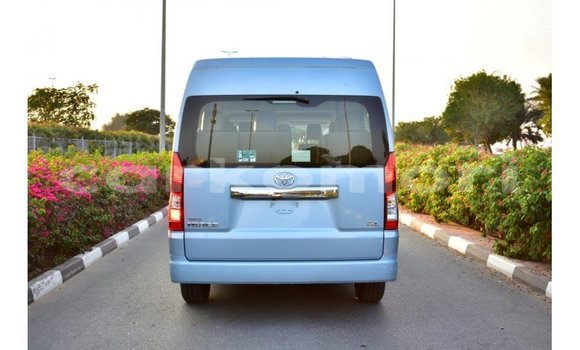 Acheter Import Voiture Toyota Hiace Bleu à Import - Dubai, Grande Comore Acheter Import Voiture Toyota Hiace Bleu à Import - Dubai, Grande Comore