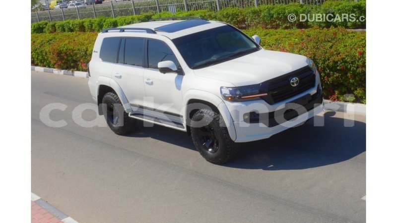 Big with watermark toyota land cruiser grande comore import dubai 1707