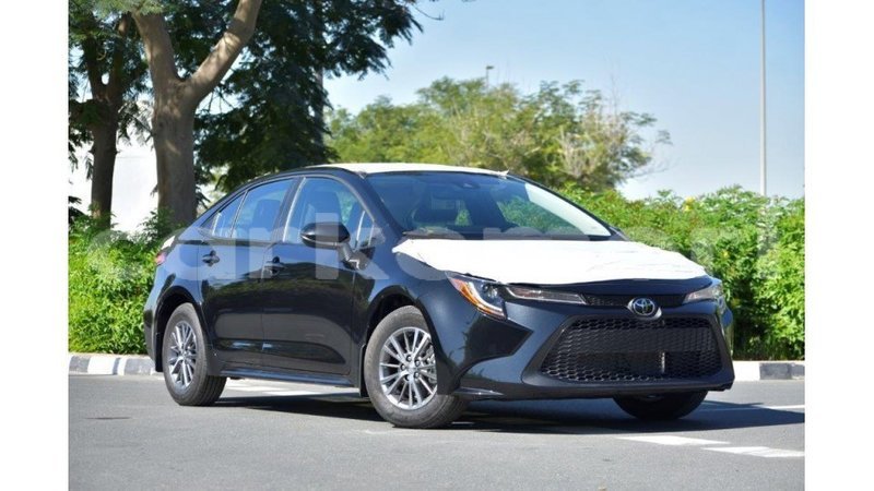 Big with watermark toyota corolla grande comore import dubai 1708