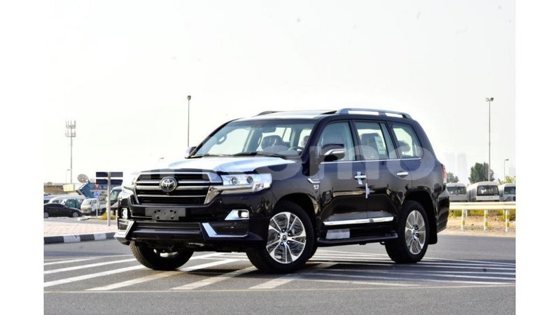Big with watermark toyota land cruiser grande comore import dubai 1712