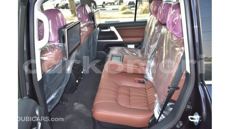 Big with watermark toyota land cruiser grande comore import dubai 1712