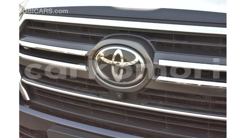 Big with watermark toyota land cruiser grande comore import dubai 1712