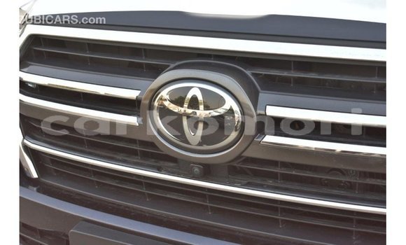 Acheter Import Voiture Toyota Land Cruiser Noir à Import - Dubai, Grande Comore Acheter Import Voiture Toyota Land Cruiser Noir à Import - Dubai, Grande Comore