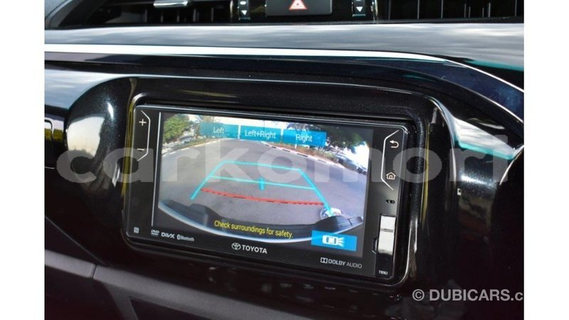 Big with watermark toyota hilux grande comore import dubai 1715