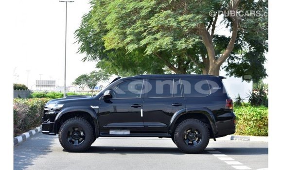 Acheter Import Voiture Toyota Land Cruiser Noir à Import - Dubai, Grande Comore Acheter Import Voiture Toyota Land Cruiser Noir à Import - Dubai, Grande Comore