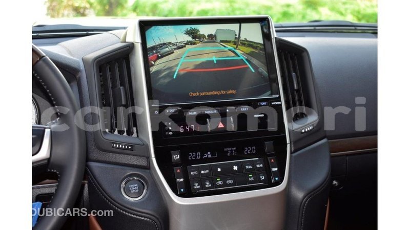 Big with watermark toyota land cruiser grande comore import dubai 1717