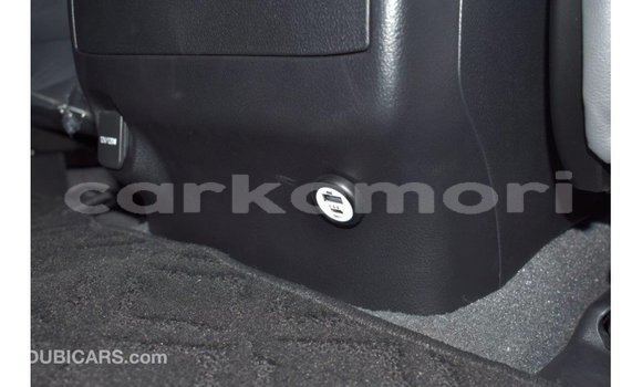 Acheter Import Voiture Toyota Land Cruiser Noir à Import - Dubai, Grande Comore Acheter Import Voiture Toyota Land Cruiser Noir à Import - Dubai, Grande Comore