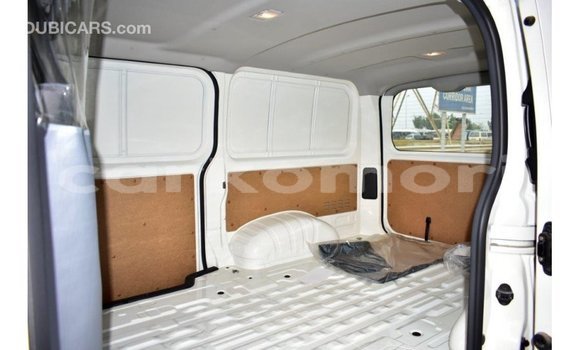 Acheter Import Voiture Toyota Hiace Blanc à Import - Dubai, Grande Comore Acheter Import Voiture Toyota Hiace Blanc à Import - Dubai, Grande Comore