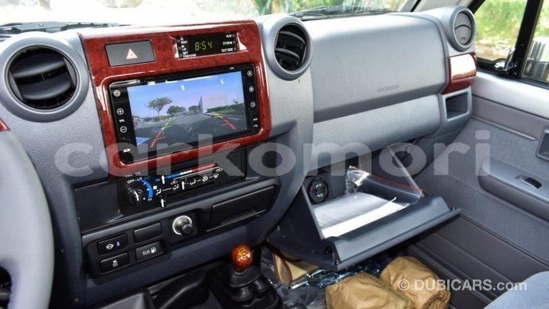 Big with watermark toyota land cruiser grande comore import dubai 1720