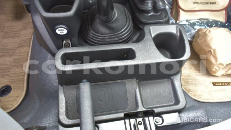 Big with watermark toyota land cruiser grande comore import dubai 1720