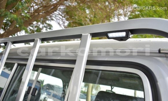 Acheter Import Voiture Toyota Land Cruiser Autre à Import - Dubai, Grande Comore Acheter Import Voiture Toyota Land Cruiser Autre à Import - Dubai, Grande Comore