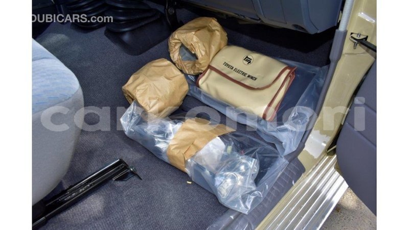 Big with watermark toyota land cruiser grande comore import dubai 1721