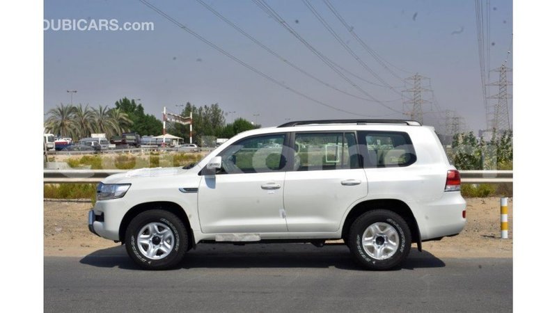 Big with watermark toyota land cruiser grande comore import dubai 1722