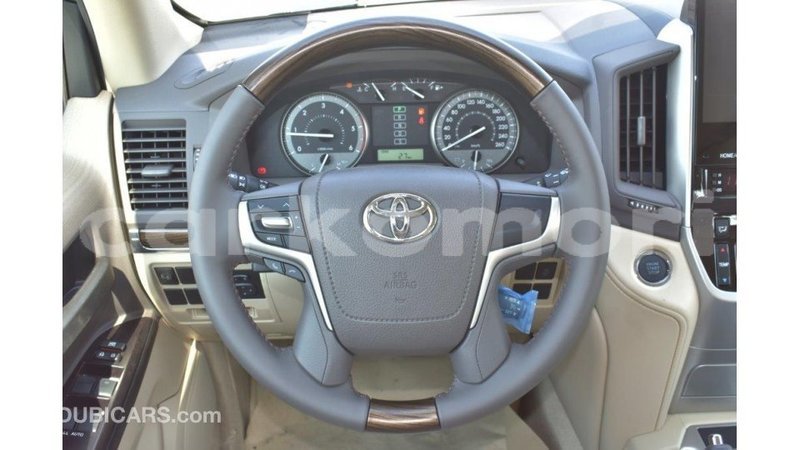 Big with watermark toyota land cruiser grande comore import dubai 1722