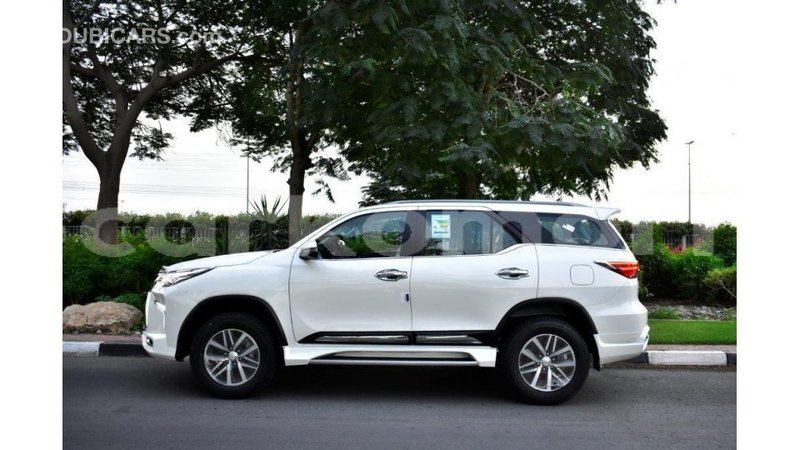 Big with watermark toyota fortuner grande comore import dubai 1723