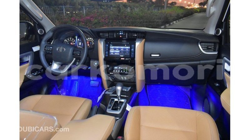 Big with watermark toyota fortuner grande comore import dubai 1723