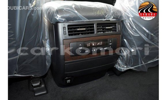 Acheter Import Voiture Toyota Land Cruiser Noir à Import - Dubai, Grande Comore Acheter Import Voiture Toyota Land Cruiser Noir à Import - Dubai, Grande Comore