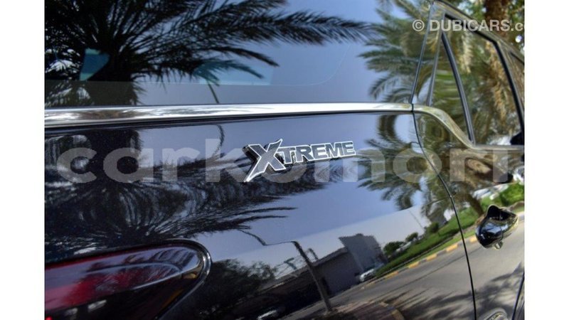 Big with watermark toyota fortuner grande comore import dubai 1725