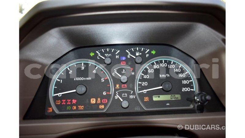 Big with watermark toyota land cruiser grande comore import dubai 1727