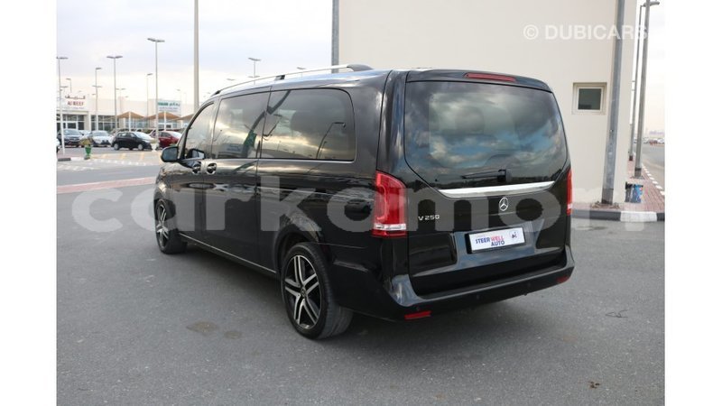 Big with watermark mercedes benz 250 grande comore import dubai 1730