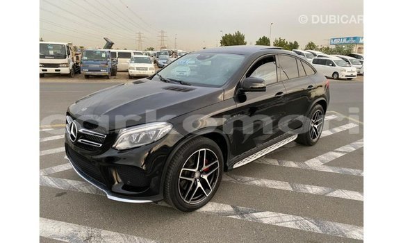 Acheter Import Voiture Mercedes-Benz GLE Noir à Import - Dubai, Grande Comore Acheter Import Voiture Mercedes-Benz GLE Noir à Import - Dubai, Grande Comore