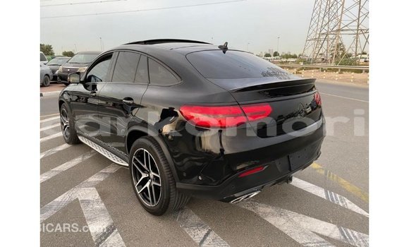 Acheter Import Voiture Mercedes-Benz GLE Noir à Import - Dubai, Grande Comore Acheter Import Voiture Mercedes-Benz GLE Noir à Import - Dubai, Grande Comore