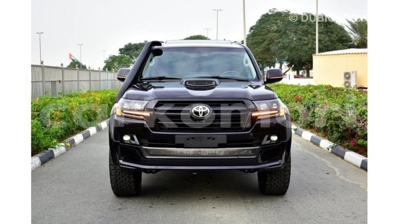 Big with watermark toyota land cruiser grande comore import dubai 1734
