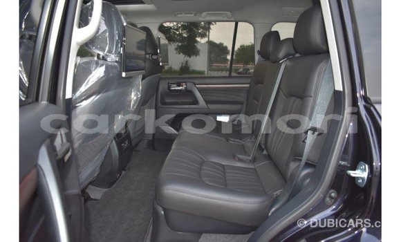 Acheter Import Voiture Toyota Land Cruiser Noir à Import - Dubai, Grande Comore Acheter Import Voiture Toyota Land Cruiser Noir à Import - Dubai, Grande Comore