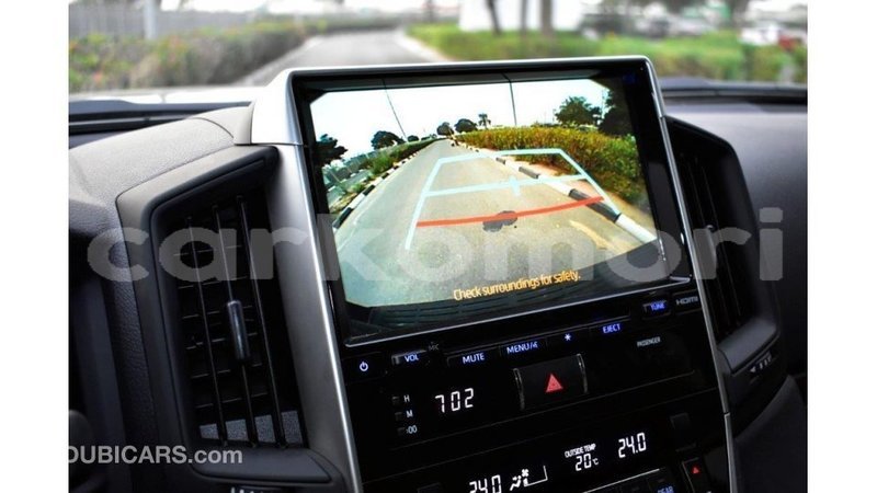 Big with watermark toyota land cruiser grande comore import dubai 1734