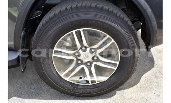 Acheter Import Voiture Toyota Fortuner Autre à Import - Dubai, Grande Comore Acheter Import Voiture Toyota Fortuner Autre à Import - Dubai, Grande Comore
